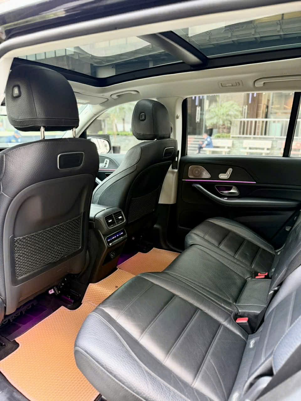 Mercedes GLS 450&nbsp;Đen 2020&nbsp;đã up full maybach 2024 ,&nbsp;đã bảo dưỡng full các cấp tại Mec An Du